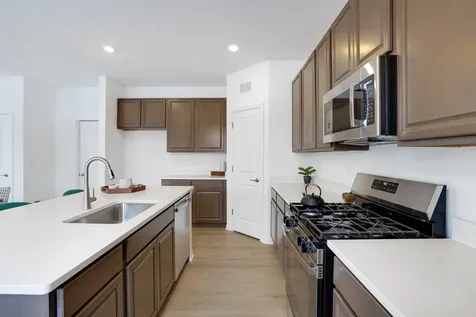 549 Arye Drive Elgin IL 60124
