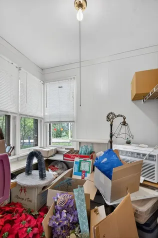105 Edgewood Avenue Crystal Lake IL 60014