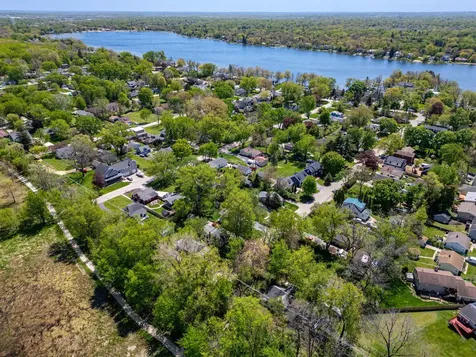 105 Edgewood Avenue Crystal Lake IL 60014