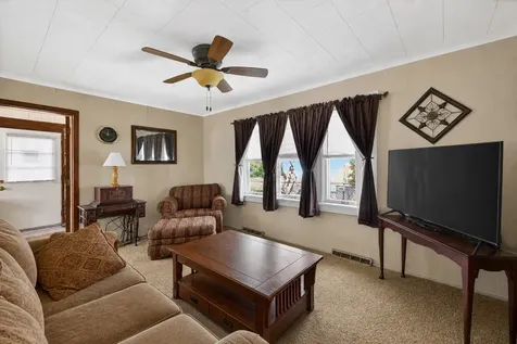 105 Edgewood Avenue Crystal Lake IL 60014