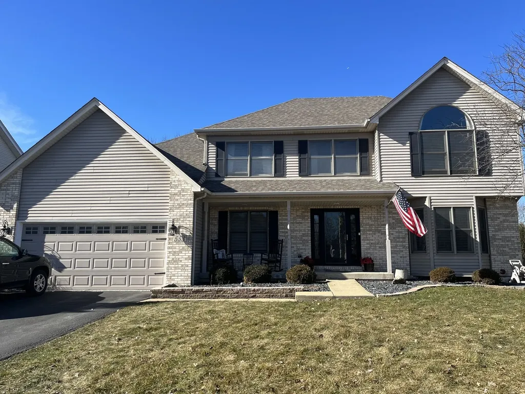 553 Danbury Drive Oswego IL 60543