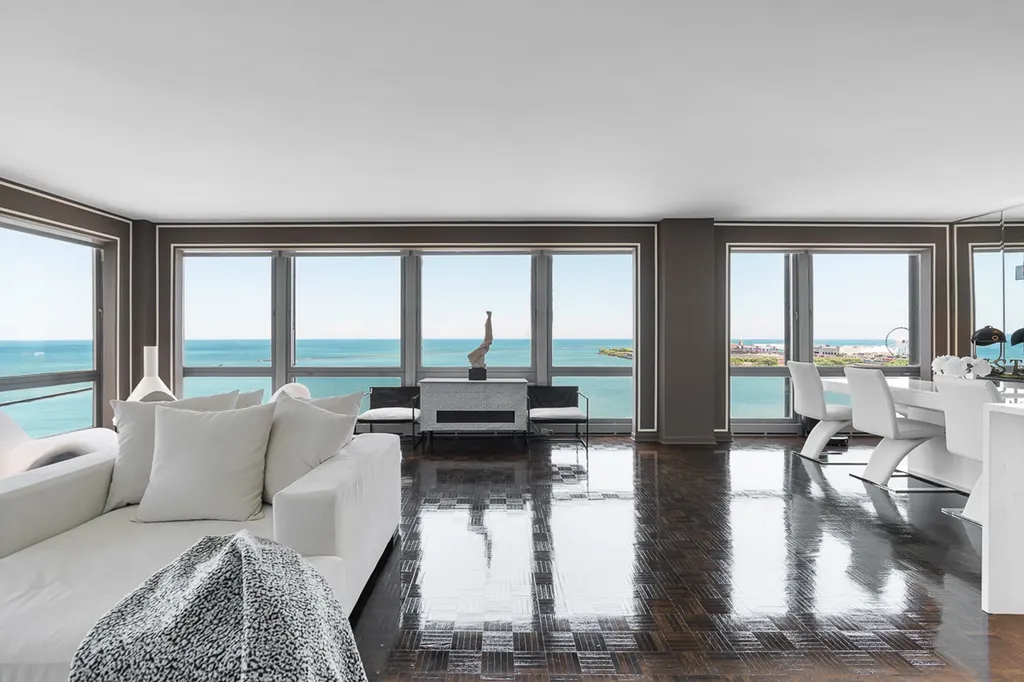 860 North Lake Shore Drive Chicago IL 60611