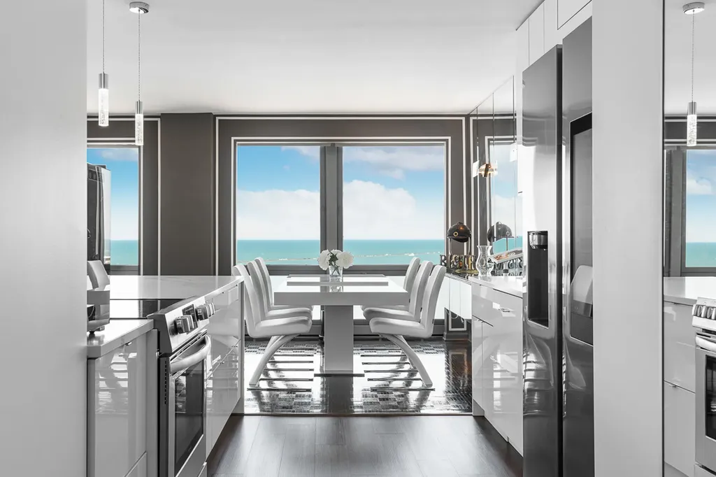 860 North Lake Shore Drive Chicago IL 60611