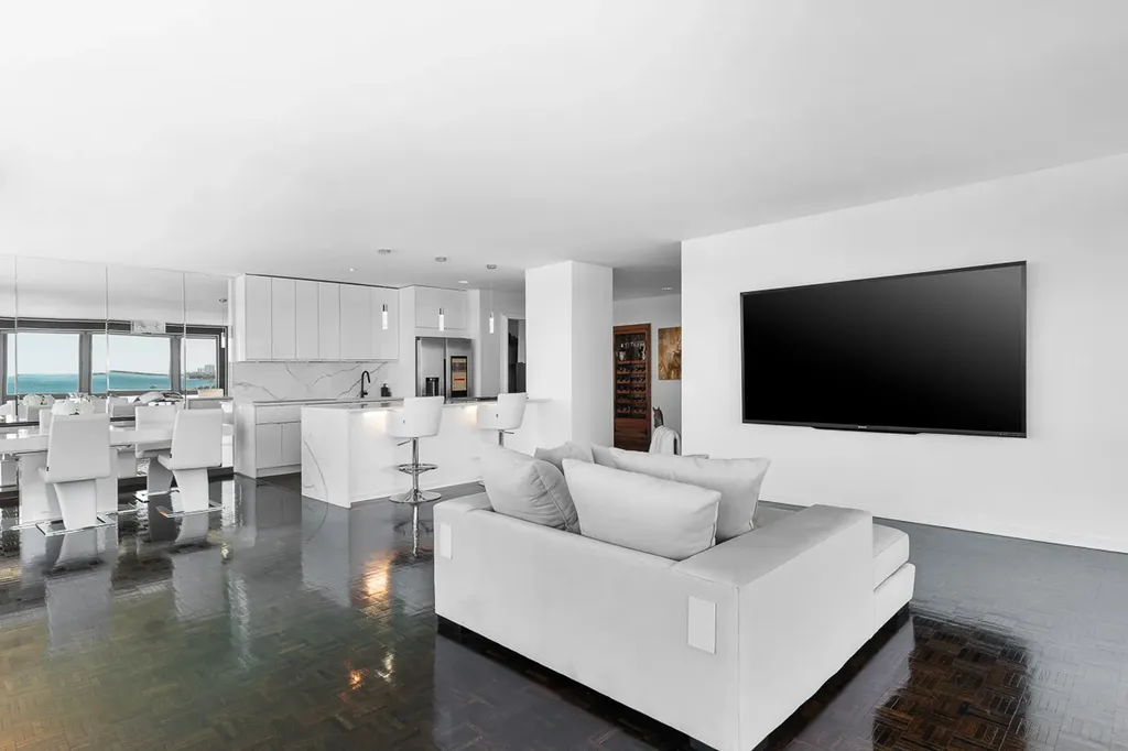 860 North Lake Shore Drive Chicago IL 60611