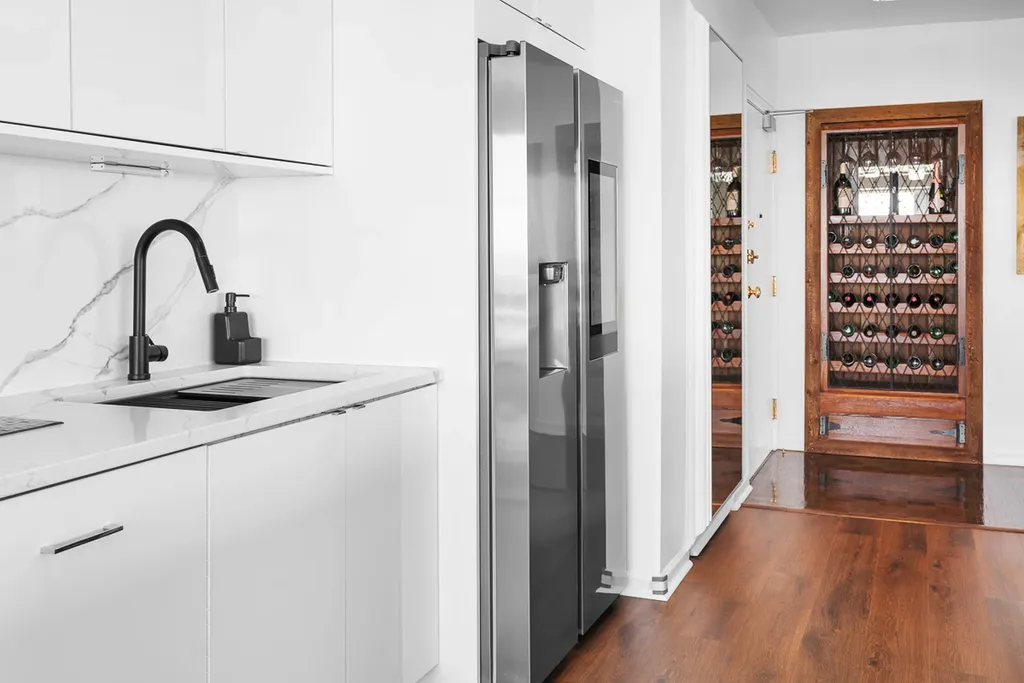 860 North Lake Shore Drive Chicago IL 60611