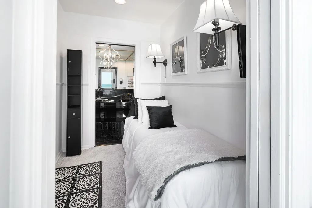860 North Lake Shore Drive Chicago IL 60611
