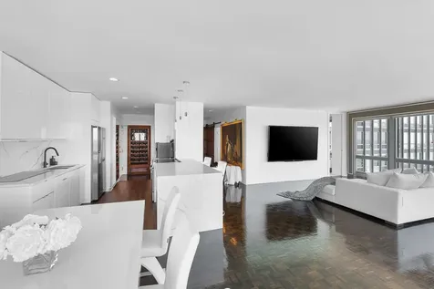 860 North Lake Shore Drive Chicago IL 60611