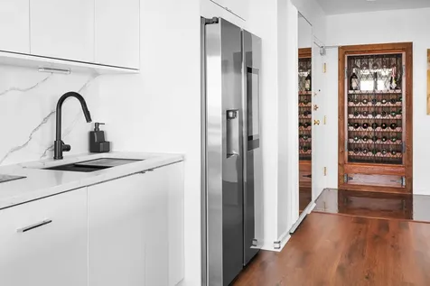 860 North Lake Shore Drive Chicago IL 60611