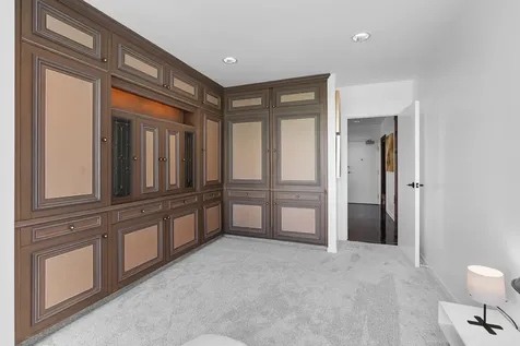 860 North Lake Shore Drive Chicago IL 60611