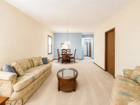 2608 38TH Street Moline IL 61265