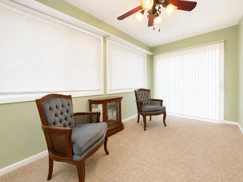 2608 38TH Street Moline IL 61265