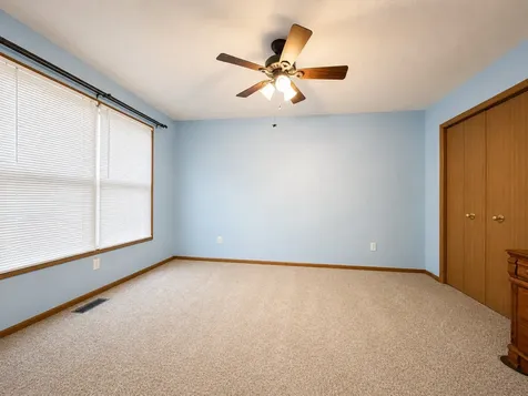 2608 38TH Street Moline IL 61265
