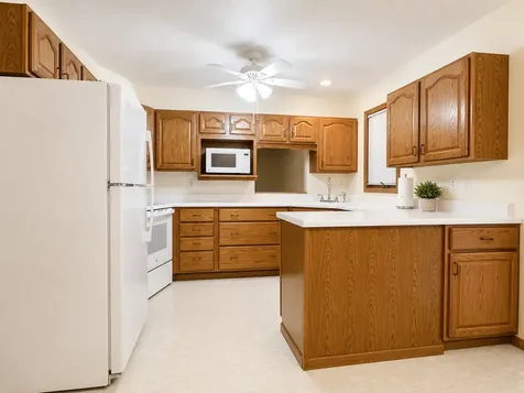 2608 38TH Street Moline IL 61265