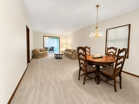 2608 38TH Street Moline IL 61265