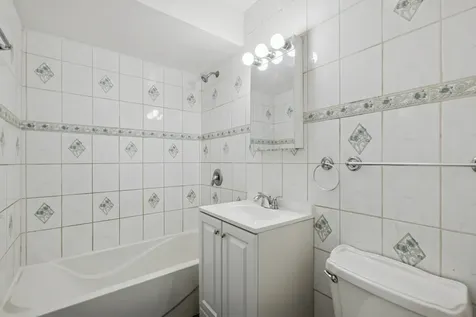 7201 West Wellington Avenue Elmwood Park IL 60707