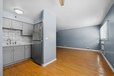 7201 West Wellington Avenue Elmwood Park IL 60707