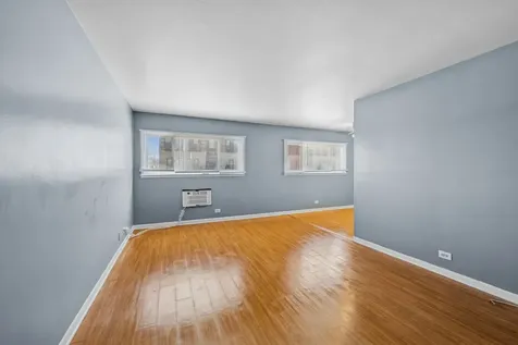 7201 West Wellington Avenue Elmwood Park IL 60707