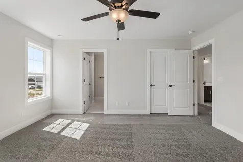 24 Meadow Drive Monticello IL 61856
