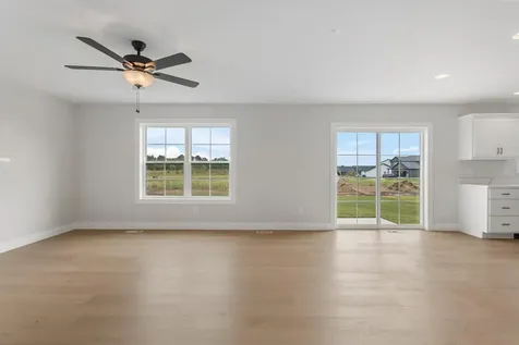 24 Meadow Drive Monticello IL 61856