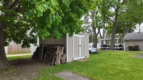 221 Central Avenue Genoa IL 60135