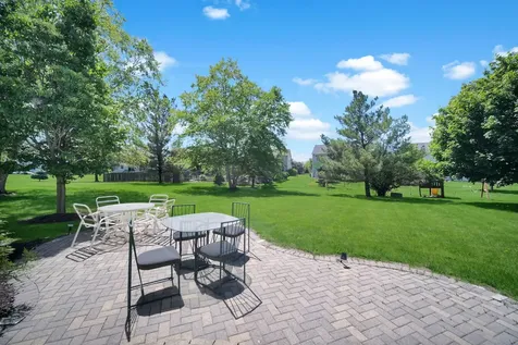 2743 Rourke Drive Aurora IL 60503