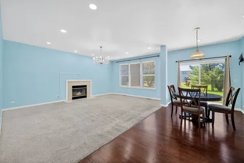 2743 Rourke Drive Aurora IL 60503