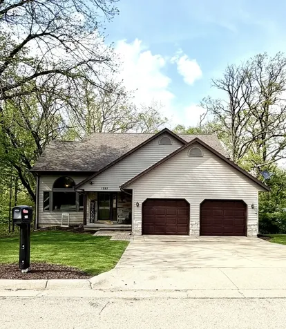 1257 Trail Drive Dixon IL 61021