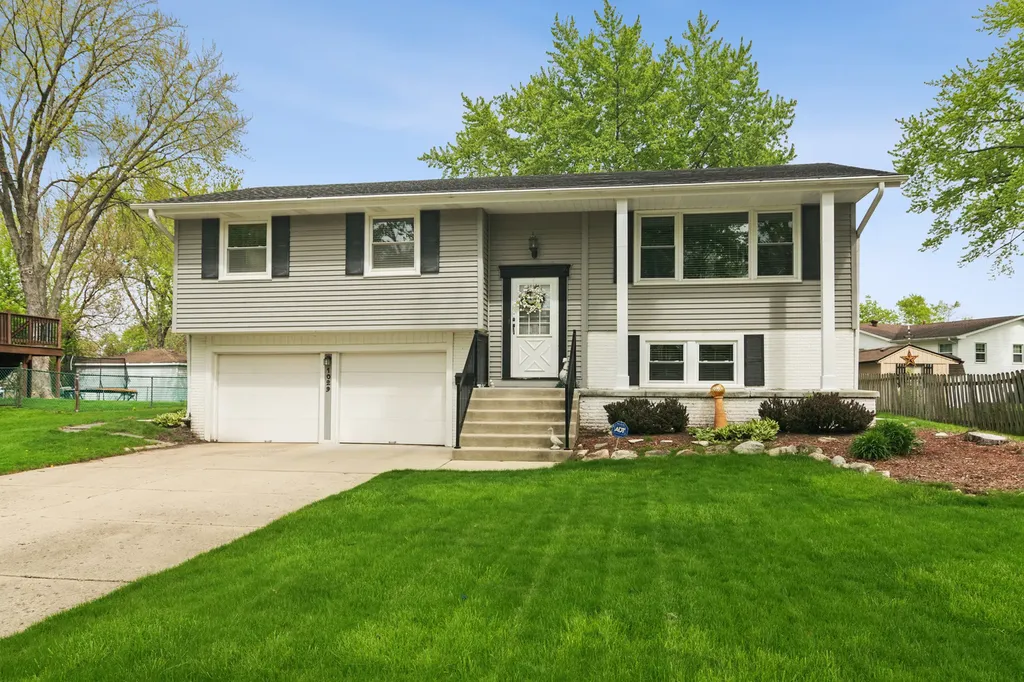 1029 Webster Lane Schaumburg IL 60193