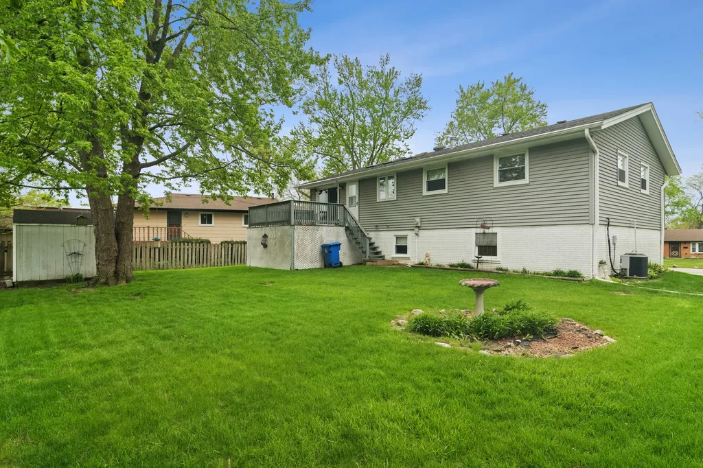 1029 Webster Lane Schaumburg IL 60193