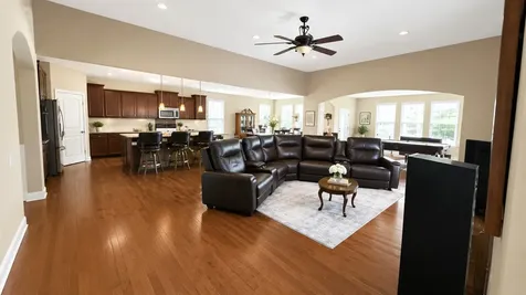 803 Glory Court Shorewood IL 60404