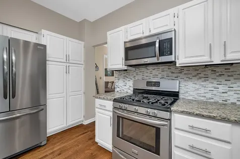 1147 Silo Hill Drive Grayslake IL 60030