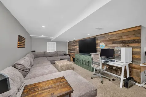 1147 Silo Hill Drive Grayslake IL 60030