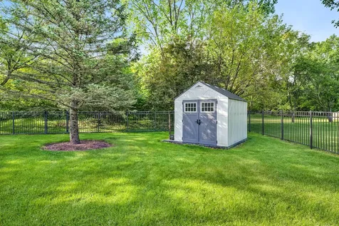 1147 Silo Hill Drive Grayslake IL 60030