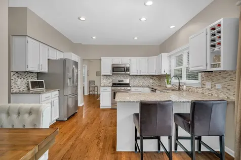 1147 Silo Hill Drive Grayslake IL 60030