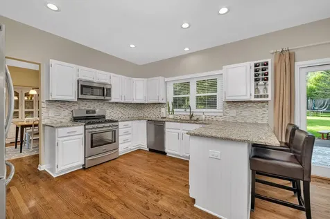 1147 Silo Hill Drive Grayslake IL 60030