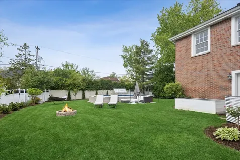 245 West Winthrop Avenue Elmhurst IL 60126