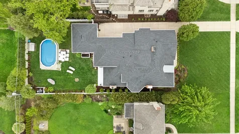 245 West Winthrop Avenue Elmhurst IL 60126