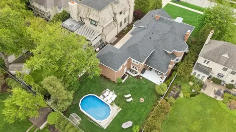 245 West Winthrop Avenue Elmhurst IL 60126