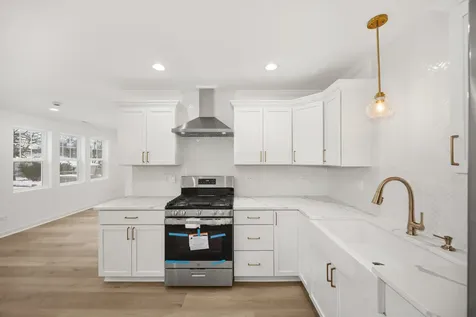 813 Audrey Avenue Joliet IL 60436