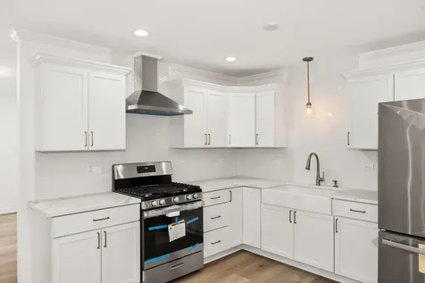 813 Audrey Avenue Joliet IL 60436