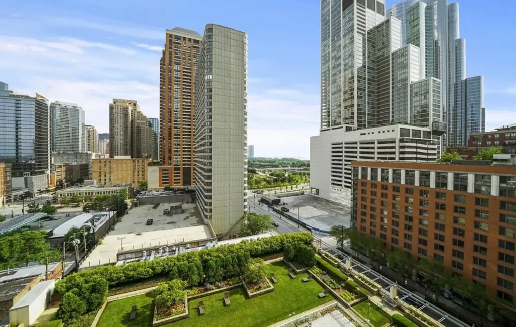 1250 South Michigan Avenue Chicago IL 60605