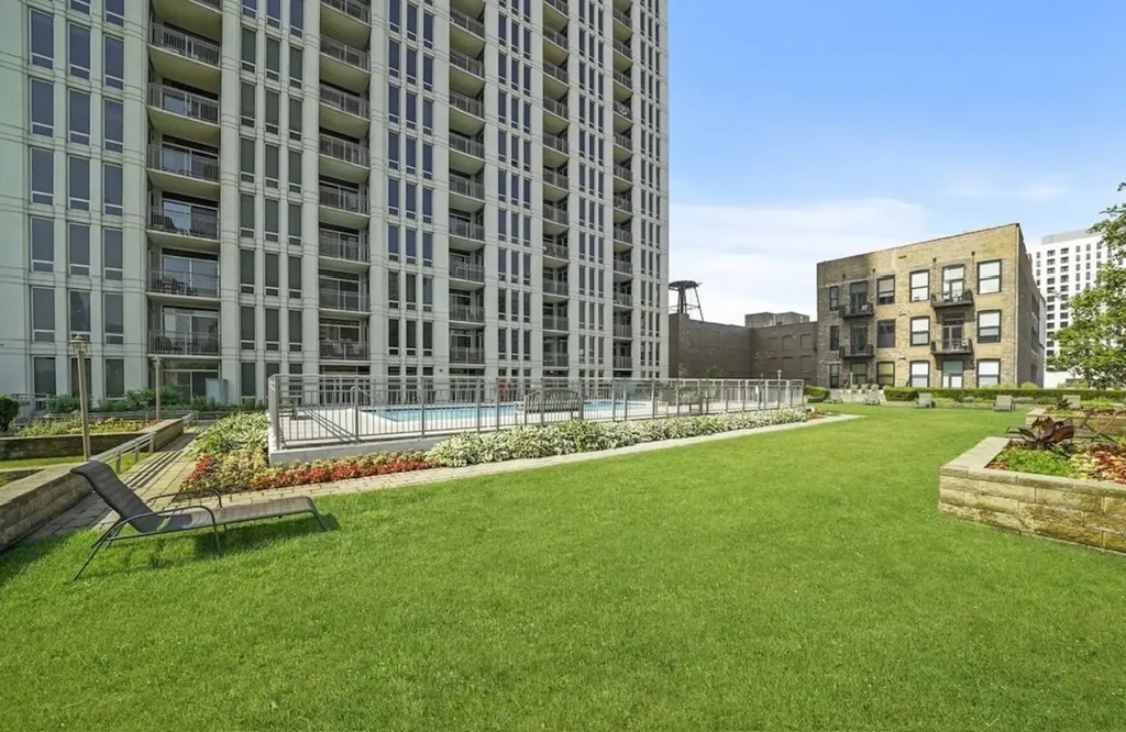1250 South Michigan Avenue Chicago IL 60605