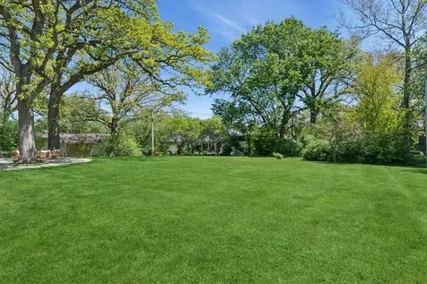 840 Hawthorne Drive Naperville IL 60540