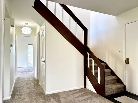 412 Deer Trail Hill Lake Barrington IL 60010
