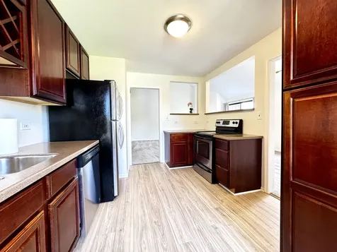 412 Deer Trail Hill Lake Barrington IL 60010