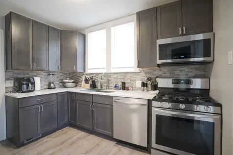 1924 South 10th Avenue Maywood IL 60153