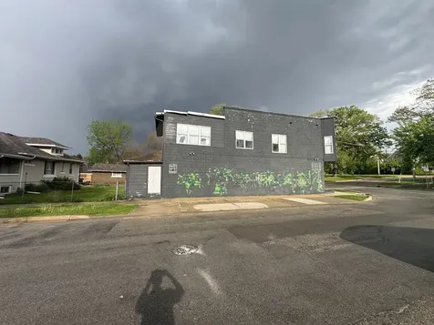 501 4TH Avenue Joliet IL 60433