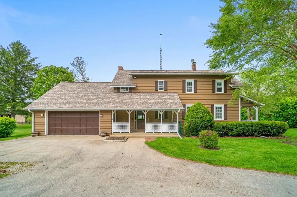 1977 County Line Road Sandwich IL 60548