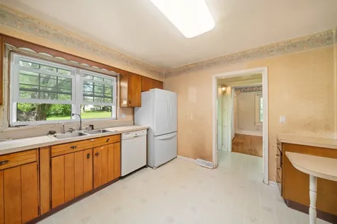 1977 County Line Road Sandwich IL 60548