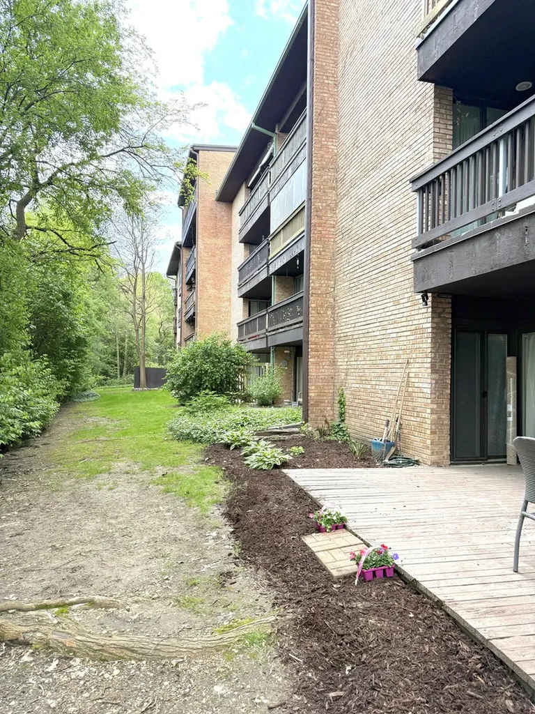 5500 Hillcrest Lane Lisle IL 60532